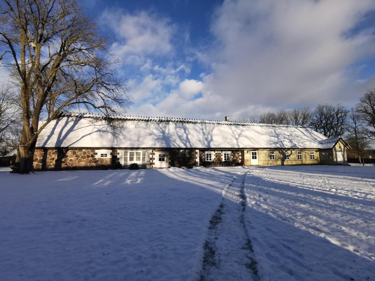 Vanatoa Taluhotell Koguva Kültér fotó