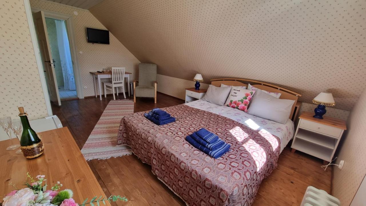 Vanatoa Taluhotell Koguva Kültér fotó